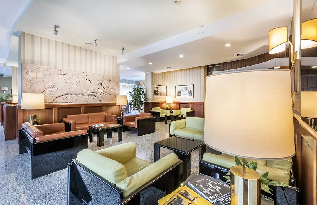 Hotel Ascot-1